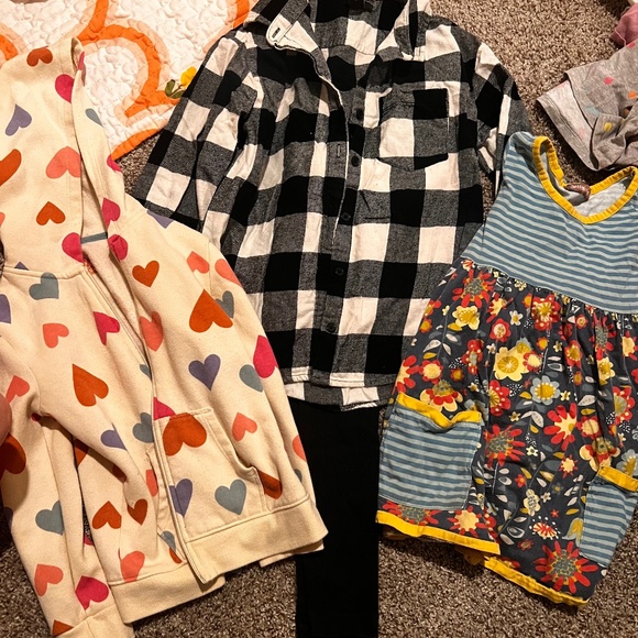 Girls 4/5 Bundle - Picture 1 of 4
